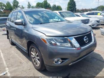  Salvage Nissan Pathfinder