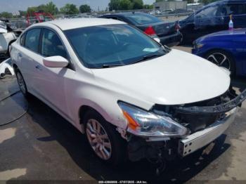  Salvage Nissan Altima