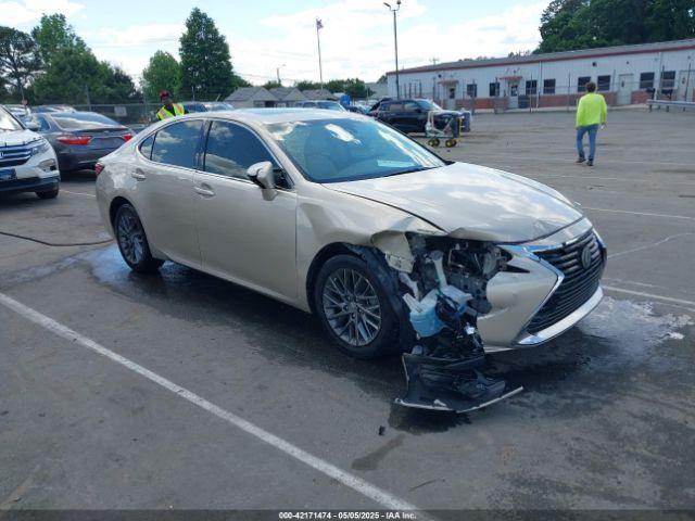  Salvage Lexus Es