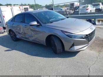  Salvage Hyundai ELANTRA