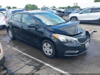  Salvage Kia Forte