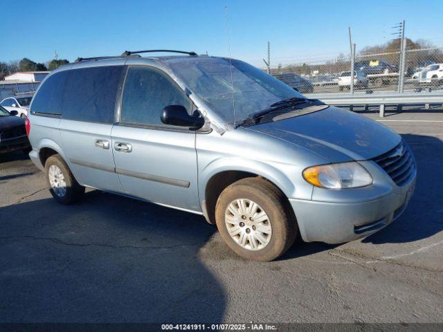  Salvage Chrysler Town & Country