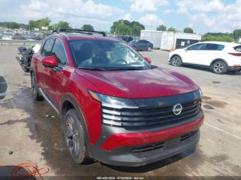  Salvage Nissan Kicks