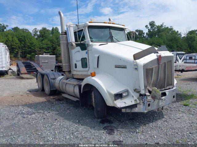  Salvage Kenworth T800