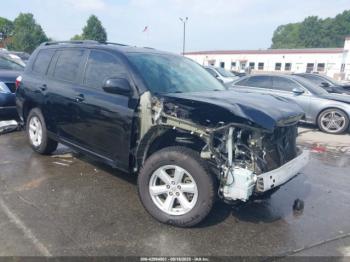  Salvage Toyota Highlander