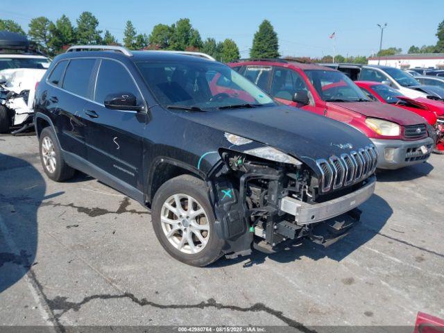  Salvage Jeep Cherokee
