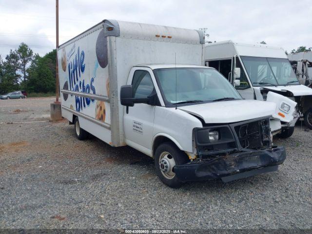  Salvage General Motors Savana 3500