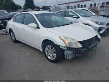  Salvage Nissan Altima