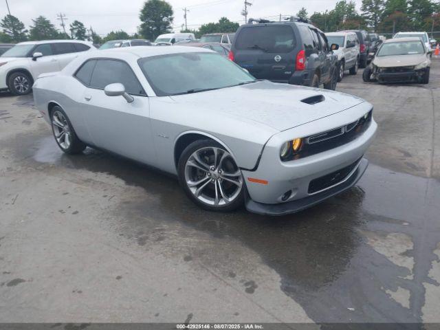  Salvage Dodge Challenger