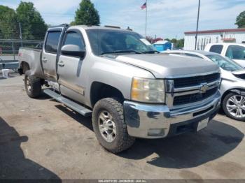  Salvage Chevrolet Silverado 2500