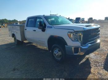  Salvage General Motors Sierra 3500hd Chassis