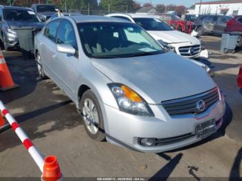  Salvage Nissan Altima