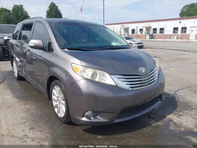  Salvage Toyota Sienna