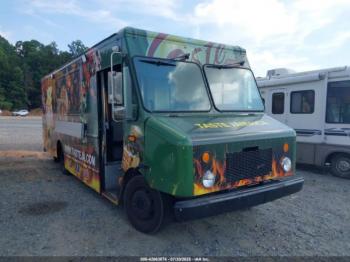  Salvage Workhorse Custom Cha Commercial Chassis