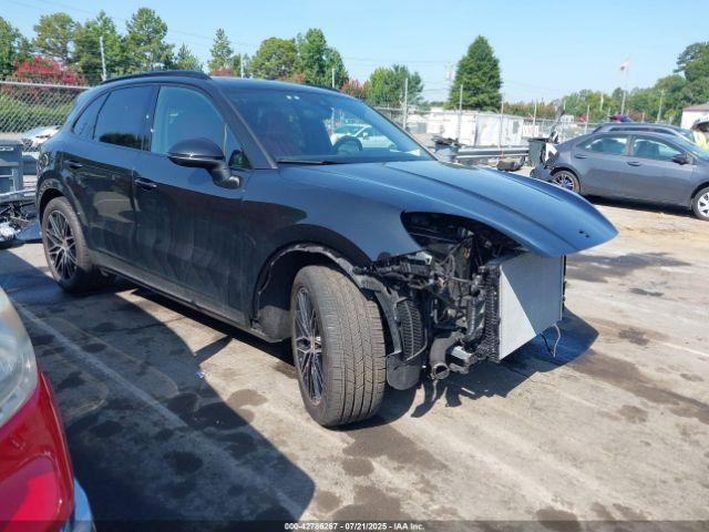  Salvage Porsche Cayenne