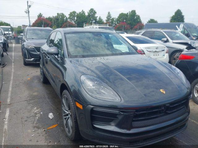  Salvage Porsche Macan