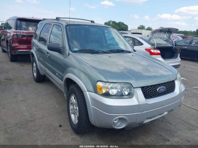  Salvage Ford Escape