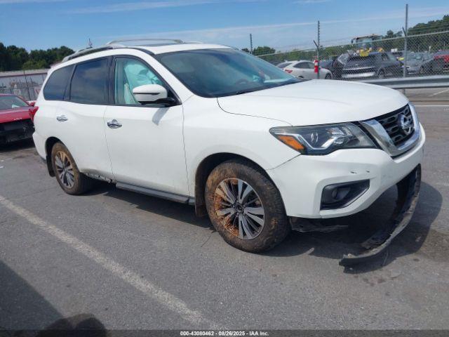  Salvage Nissan Pathfinder