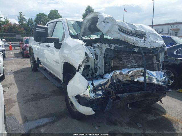  Salvage Chevrolet Silverado 2500