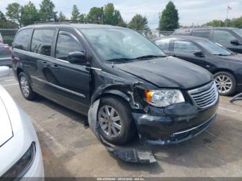  Salvage Chrysler Town & Country