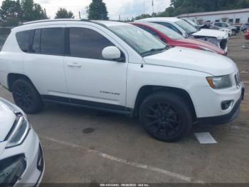  Salvage Jeep Compass