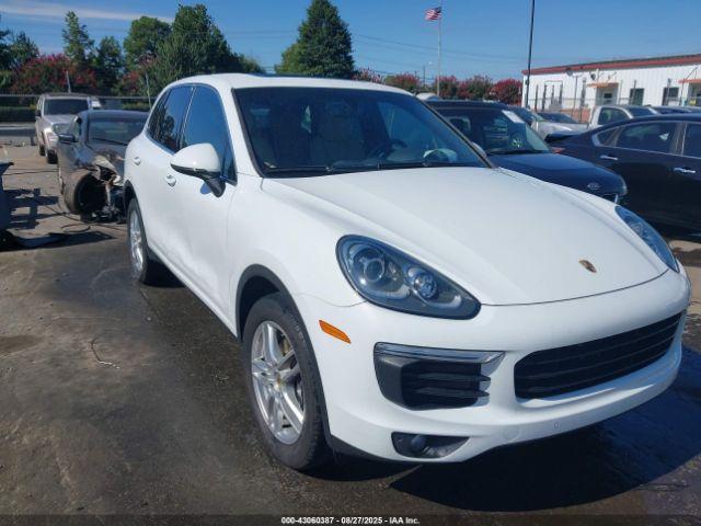  Salvage Porsche Cayenne