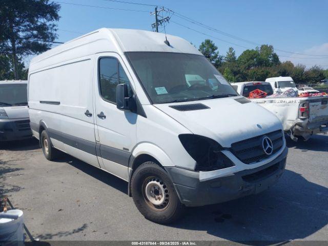  Salvage Mercedes-Benz Sprinter 2500