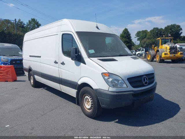  Salvage Mercedes-Benz Sprinter 2500