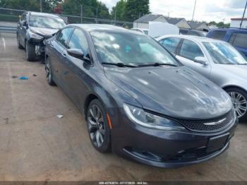  Salvage Chrysler 200