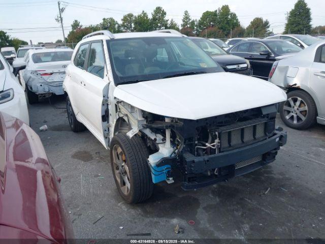  Salvage Hyundai VENUE