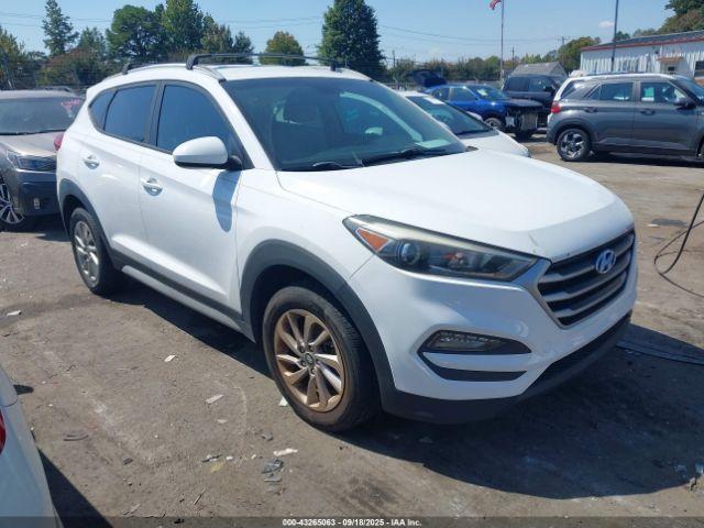  Salvage Hyundai TUCSON