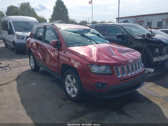  Salvage Jeep Compass