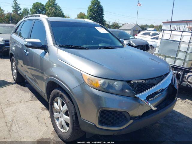  Salvage Kia Sorento