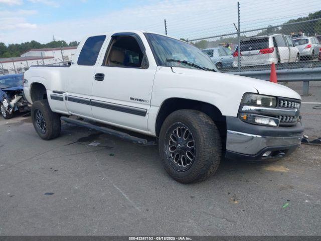  Salvage Chevrolet Silverado 1500