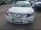 Toyota Camry Le Image 6