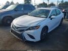Toyota Camry Se Image 8