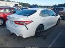 Toyota Camry Se Image 6