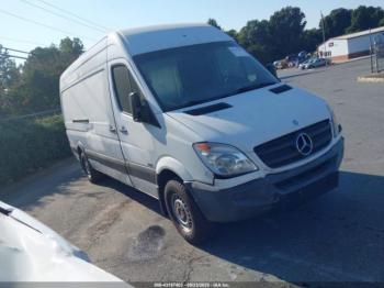 Salvage Mercedes-Benz Sprinter 2500