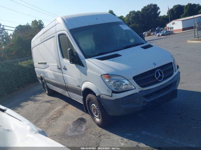  Salvage Mercedes-Benz Sprinter 2500