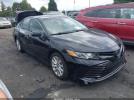 Toyota Camry Le Image 9