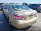 Toyota Camry Le Image 8
