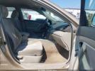 Toyota Camry Le Image 4