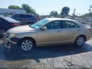 Toyota Camry Le Image 7