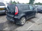 Kia Soul + Image 9