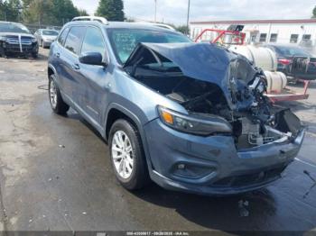  Salvage Jeep Cherokee