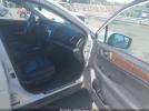 Subaru Outback 2.5i Limited Image 9
