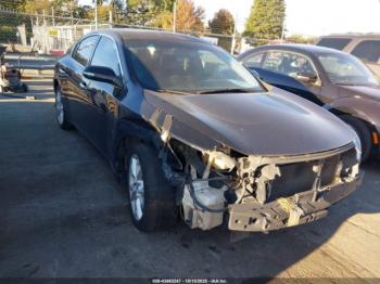  Salvage Nissan Maxima