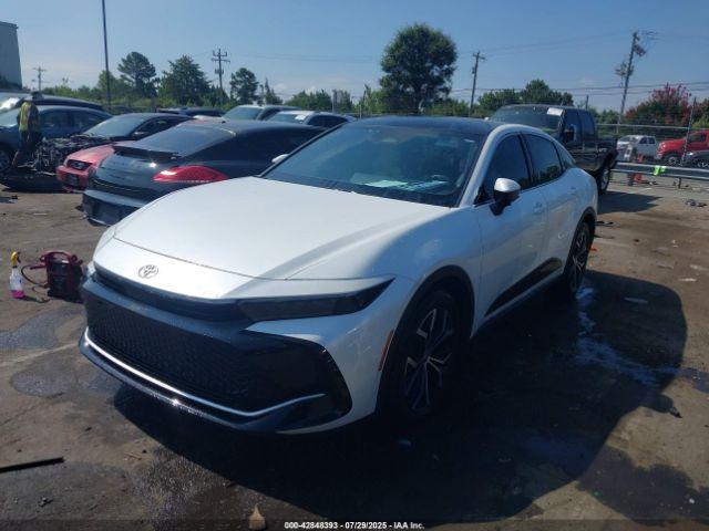 Toyota Crown Limited Image 6