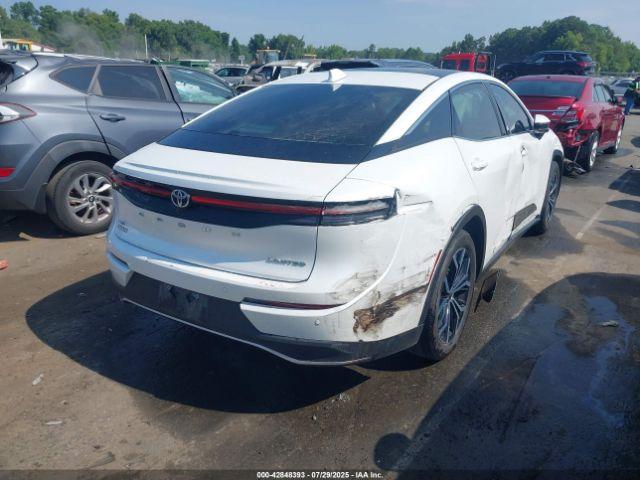 Toyota Crown Limited Image 7