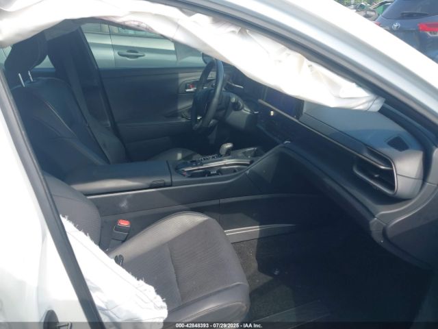 Toyota Crown Limited Image 12